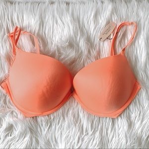 NWT: Very Sexy Push Up